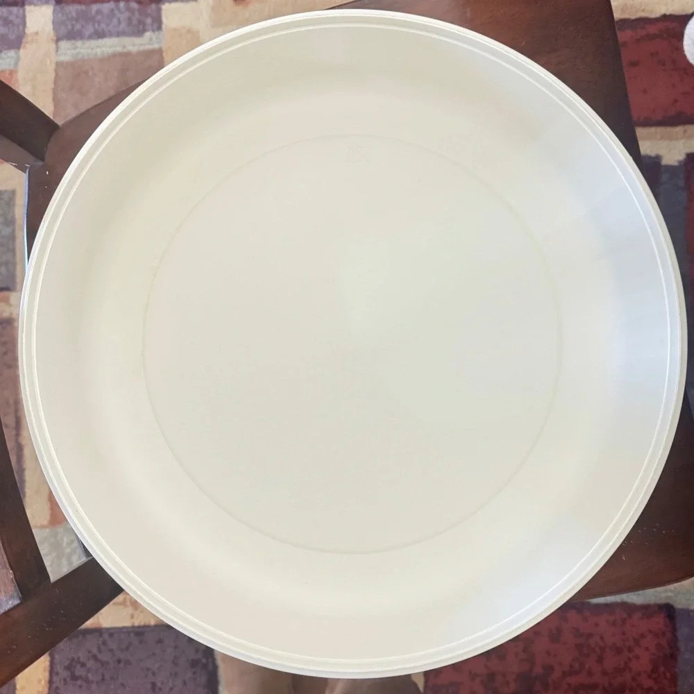 Vintage Tupperware Serving Center 1665-1 Veggie Tray with Lid Off White 12‎ Inch
